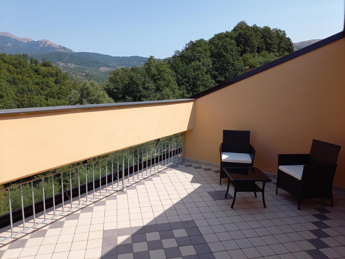 Hotel Ristorante Villa Terry Lauria Inferiore Extérieur photo